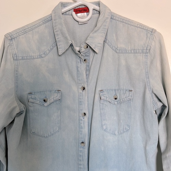 Lightwash jean button-down. - Picture 6 of 6